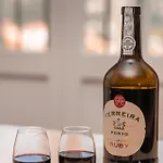Oda ve Kahvaltı Galo Preto -