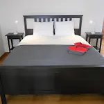 Galo Preto - 4*