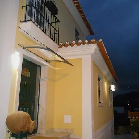 Galo Preto - Bed & Breakfast Sintra