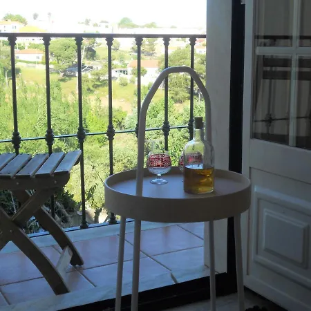 Galo Preto - Bed & Breakfast Sintra