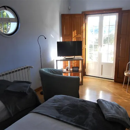 Galo Preto - Bed & Breakfast Sintra