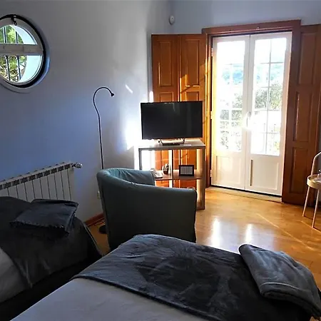 Galo Preto - Couette-café 4*